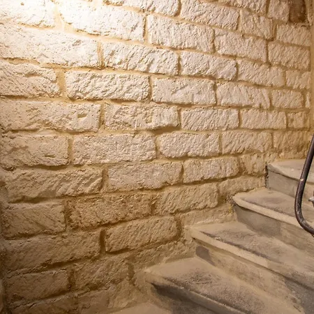 Tres Jolie Deux Neuf Climatise - Centre Historique 아파트 몽펠리에